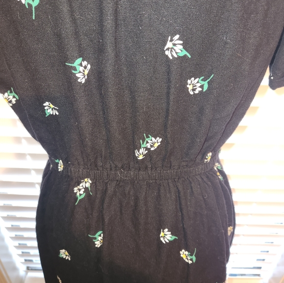 Button Front Dress - Picture 3 of 5